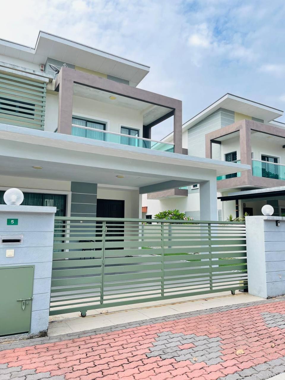 Sofea Mutiara Homestay Ipoh Exterior foto
